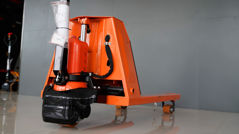 6個(gè)常見(jiàn)的叉車(chē)維修錯(cuò)誤以及如何避免它們